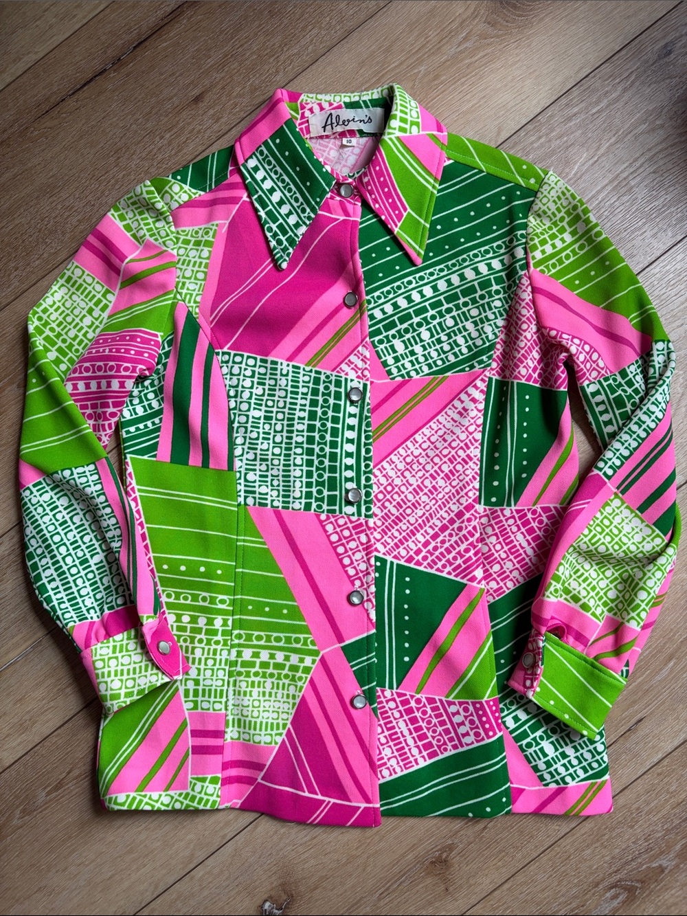Vtg 70s Alvins Geometric Blouse Disco Dagger Collar Polyester Colorful S/M